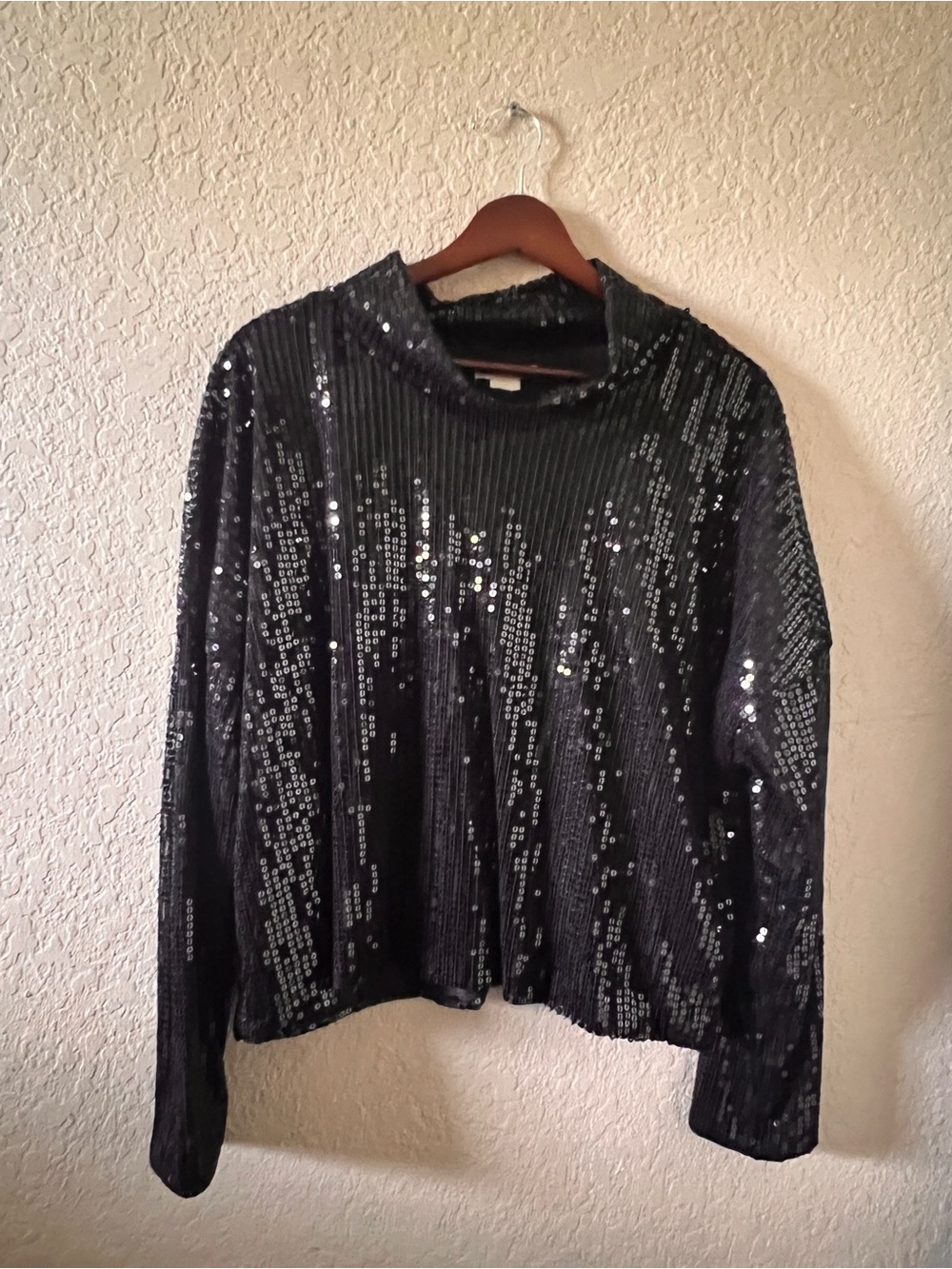 H& M Black Sequin Top Divided Long-Sleeve Large